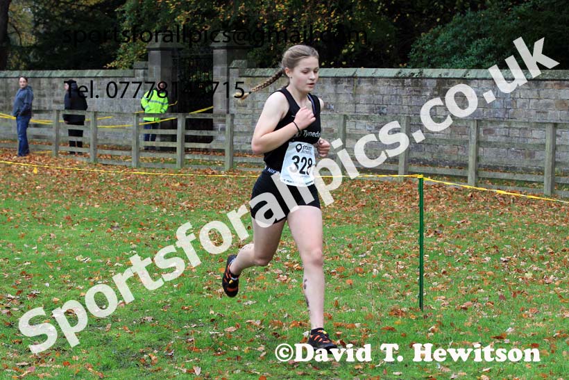 Girls under-15s, Start Fitness NEHL, Lambton Castle, Durham.  Photo: David T. Hewitson/Sports for All Pics